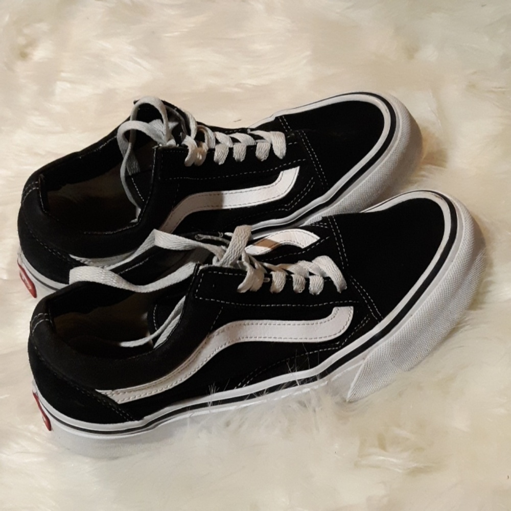 Black vans